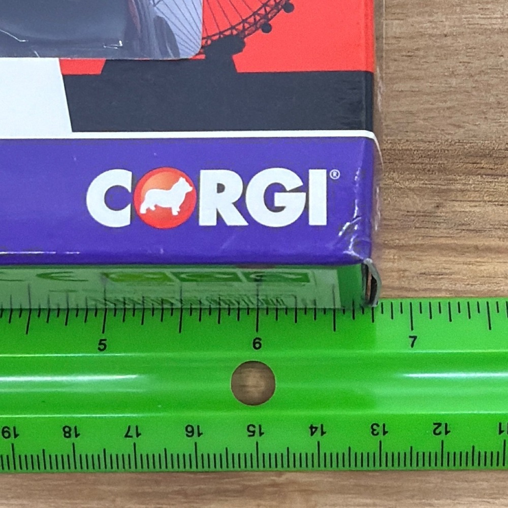 Corgi Best of British Black London Taxi Die-Cast Metal Model GS85924 New in Box - Picture 4 of 16